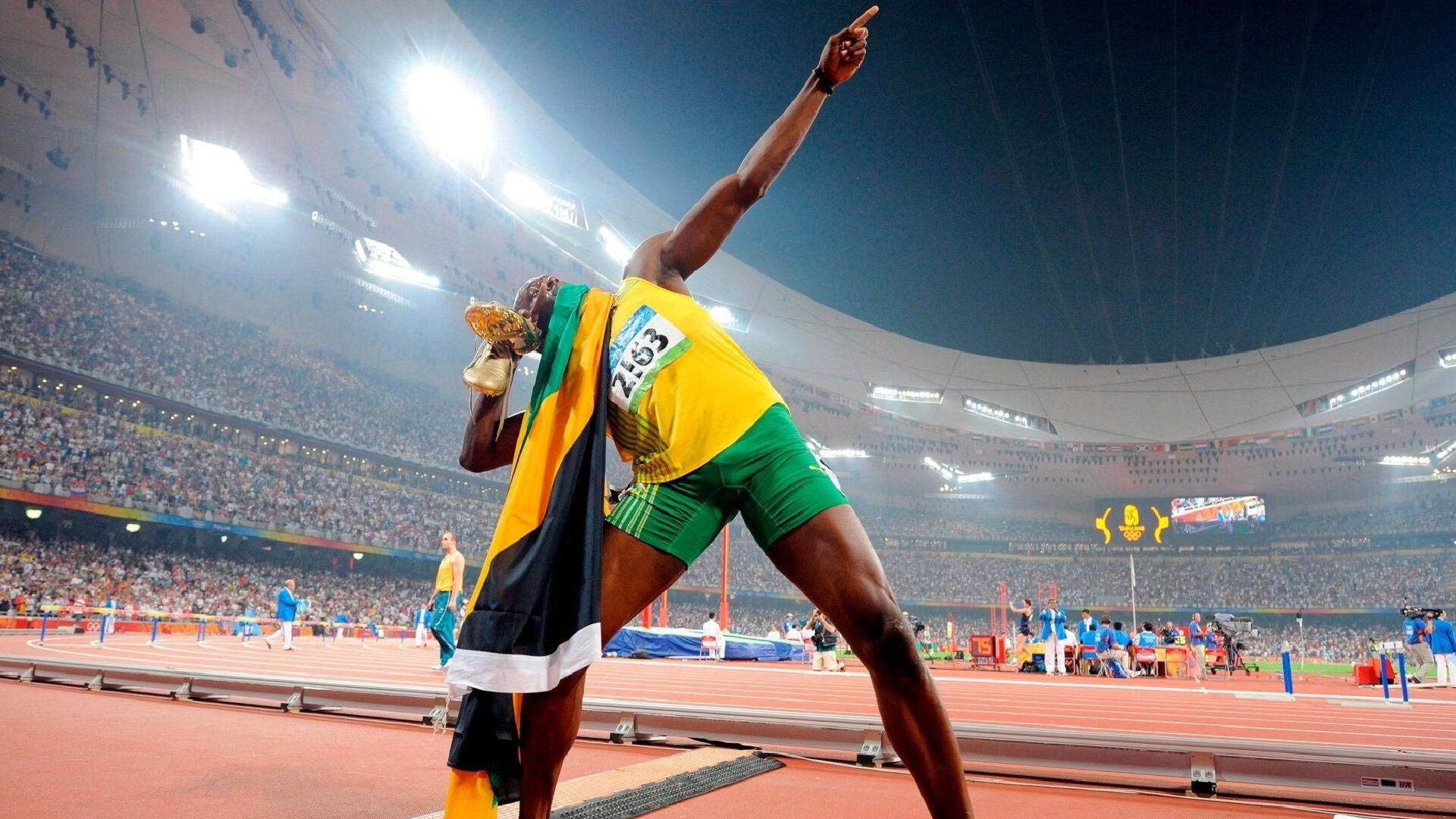 格林伍德的防守策略与球场智慧,让袋鼠队进攻更有保障,格林伍德球员